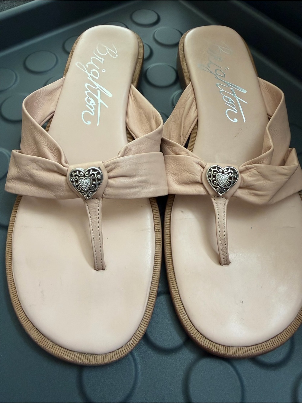 Brighton Women's Blush Pink Heart-Accent Thong Sandals